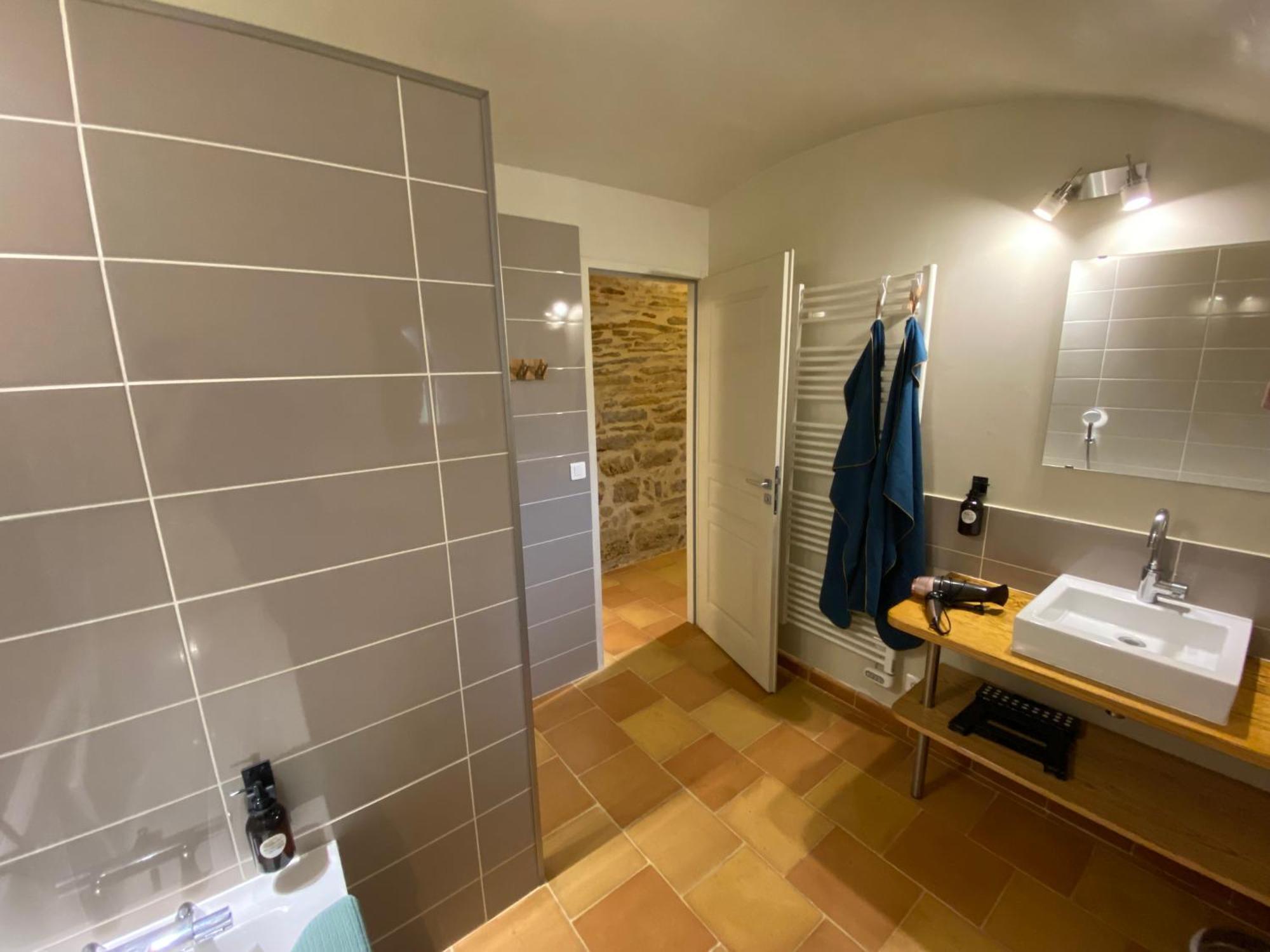 Les Caselles, Gite Et Maison D'Hotes Saint-Beauzely Exteriör bild